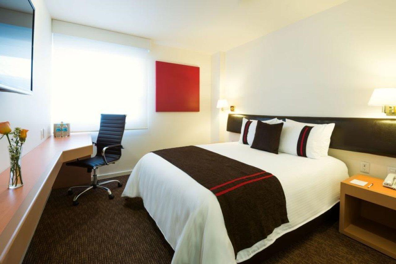 Hotel Mision Express Querétaro Esterno foto